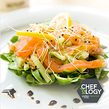 Fresh green salad with salmon 